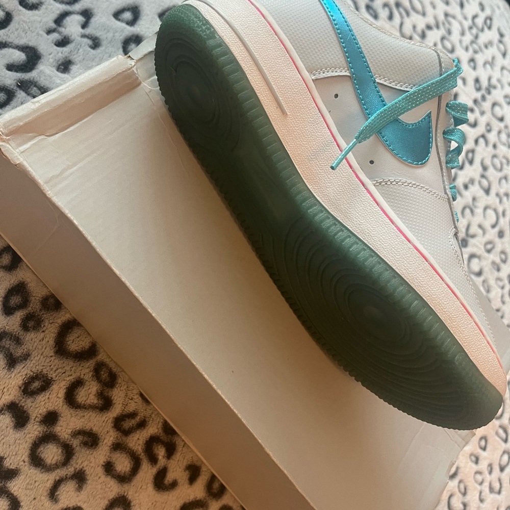 Nike Teal and Gray High-Top Sneakers - Picture 2 of 5
